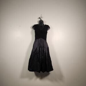 ADRIANNA PAPELL Sleeveless Evening Cocktail Dress Womens 4 Black Floral Applique